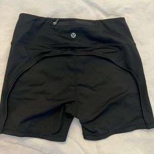 Lululemon tight black shorts size 6, zipper back pocket